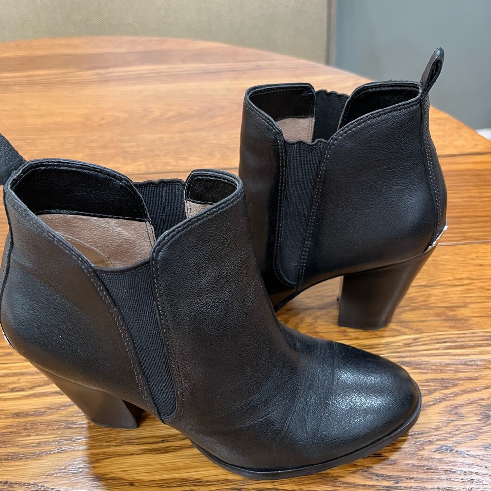 Michael Kors Booties - Picture 8 of 8